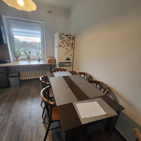 Balazs Vendeghaza Apartment